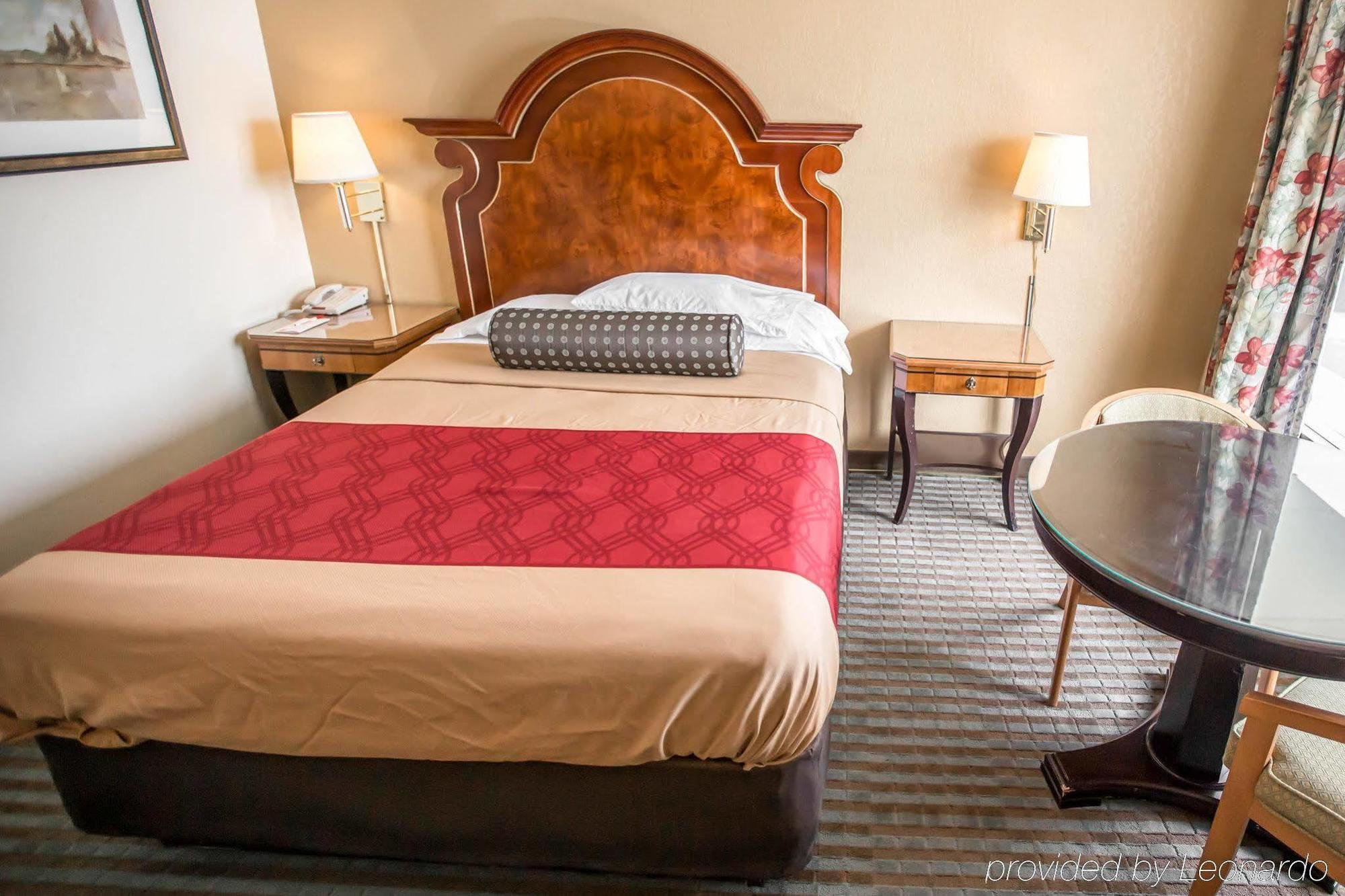 Econo Lodge Shorewood/Joliet Esterno foto