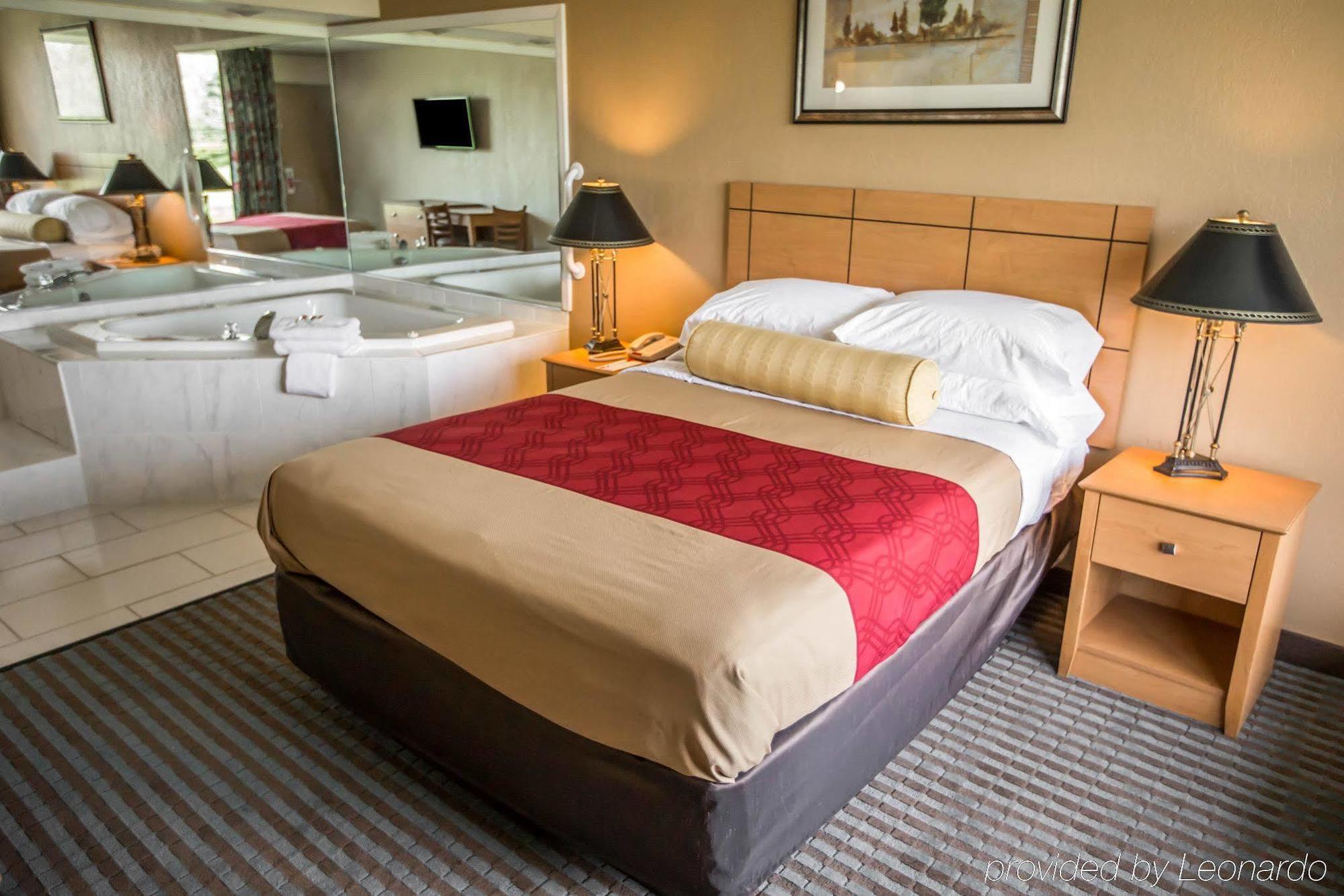 Econo Lodge Shorewood/Joliet Esterno foto
